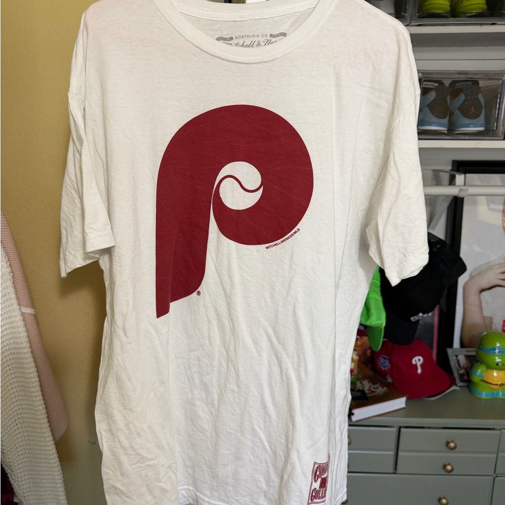 Philadelphia Phillies Mitchell and Ness Shirt oversized large